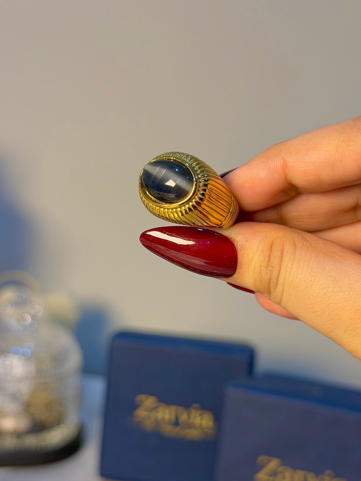 Vintage Black Onyx Statement Ring for Women – Gold