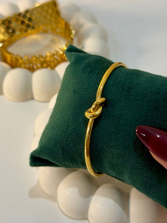 Sleek Gold Knot Cuff Bangle