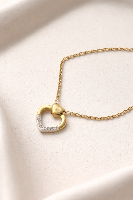 Elegant Rhinestone Heart Pendant Necklace