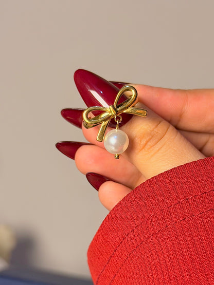 Bow Charm Ring - Pearl Drop Accent