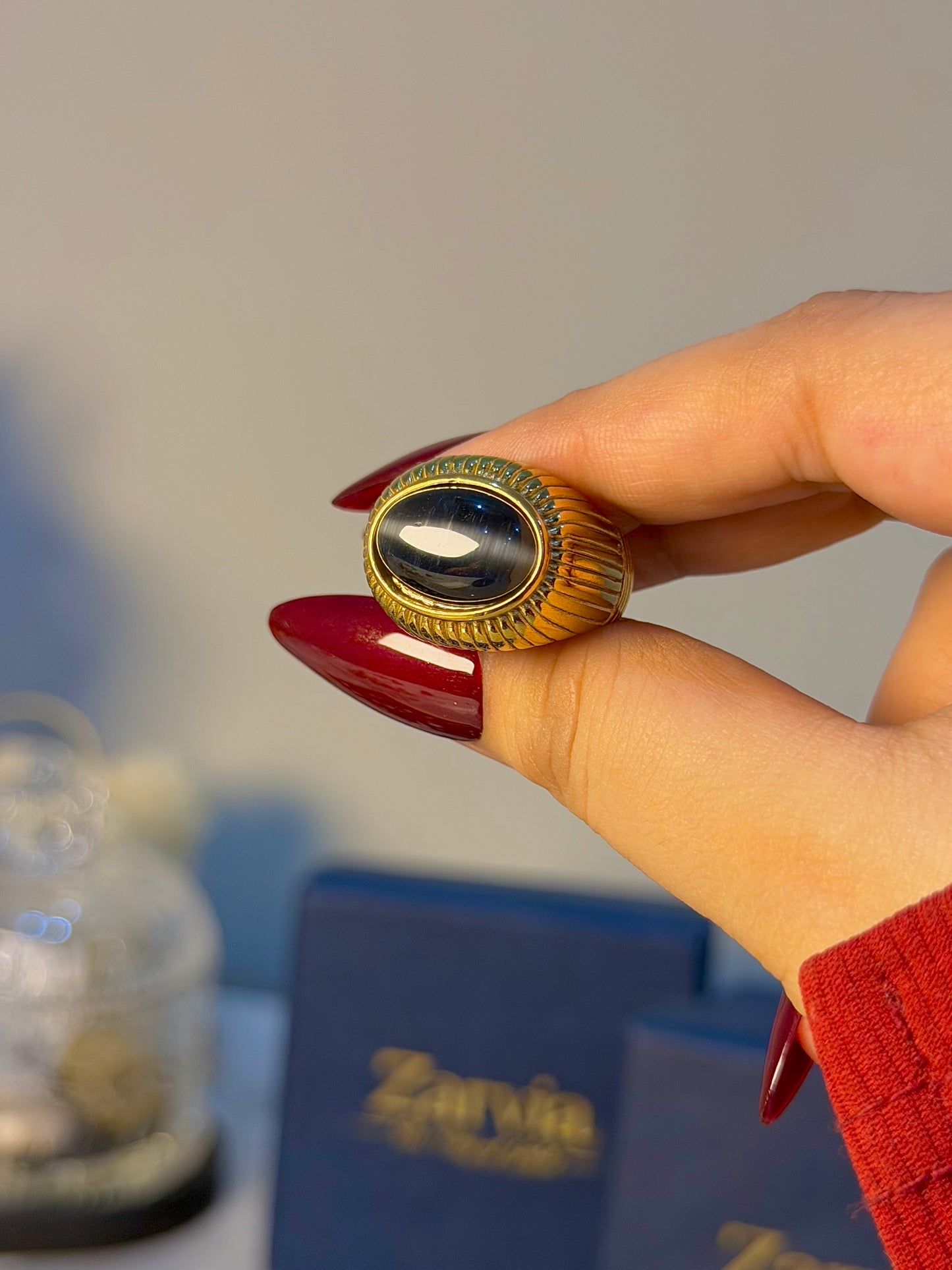 Vintage Black Onyx Statement Ring for Women – Gold