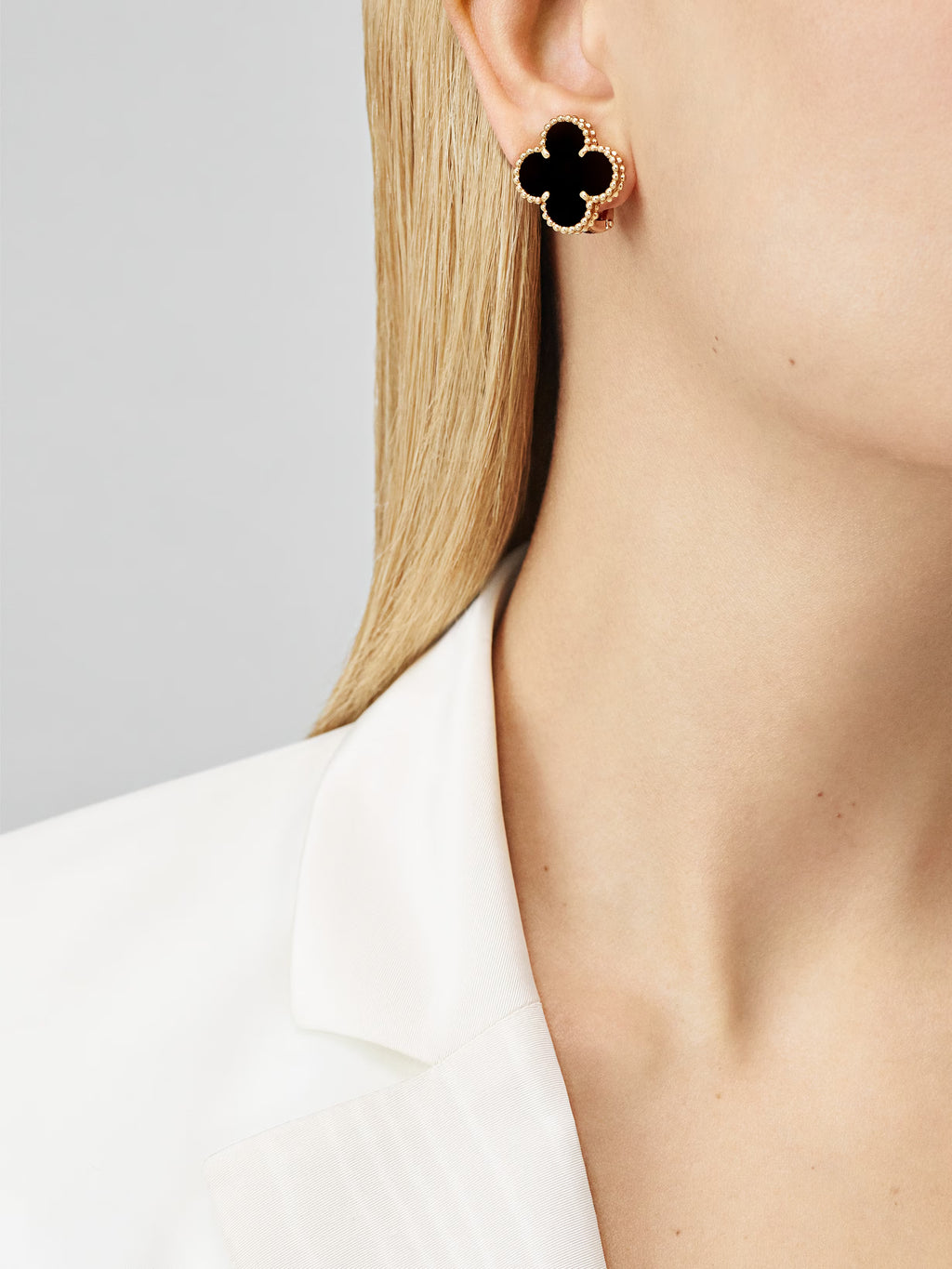 Noir Clover Stud Earrings