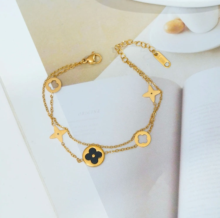 Black Clover Chain Bracelet