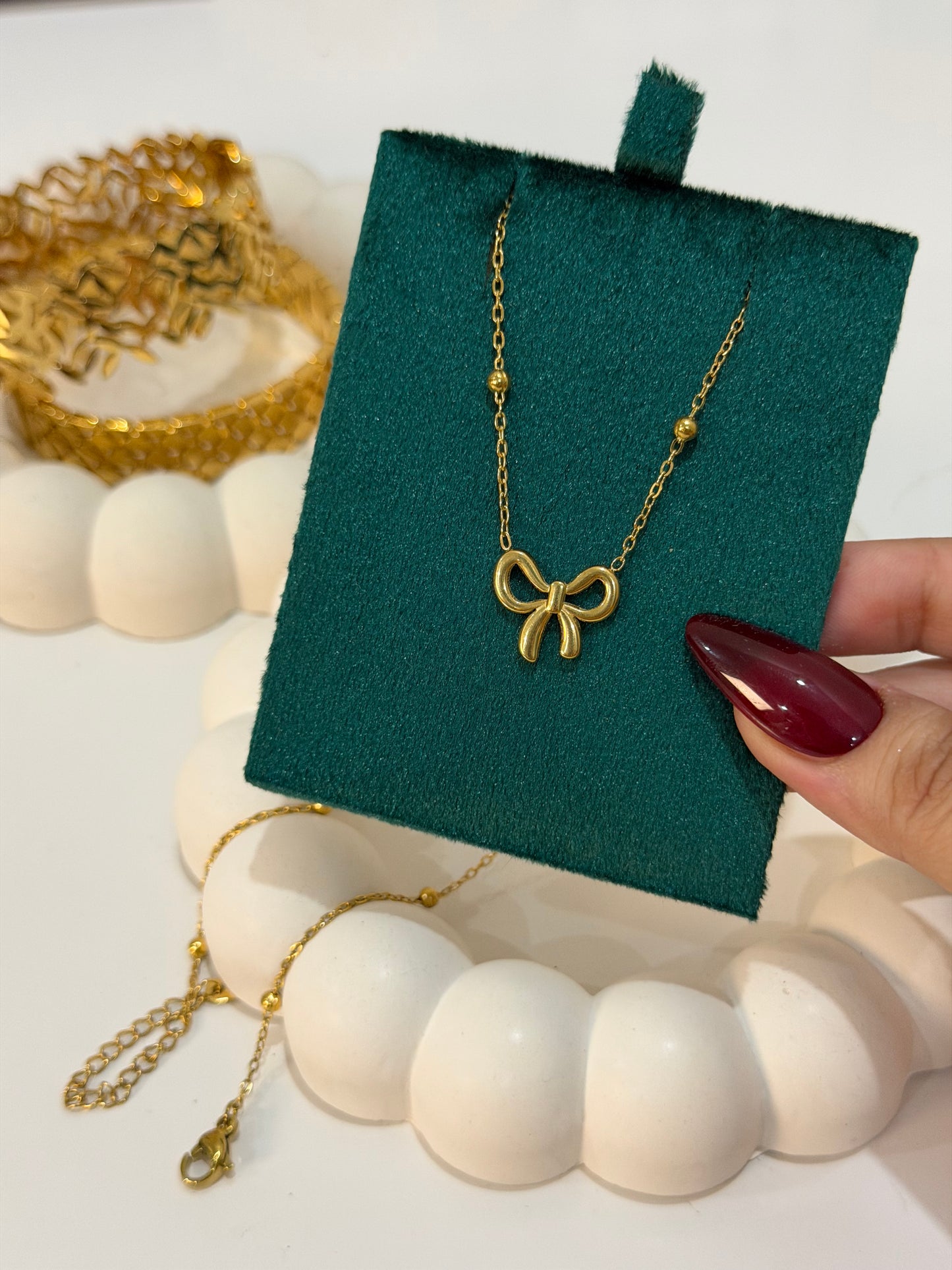 Bow Pendant Necklace