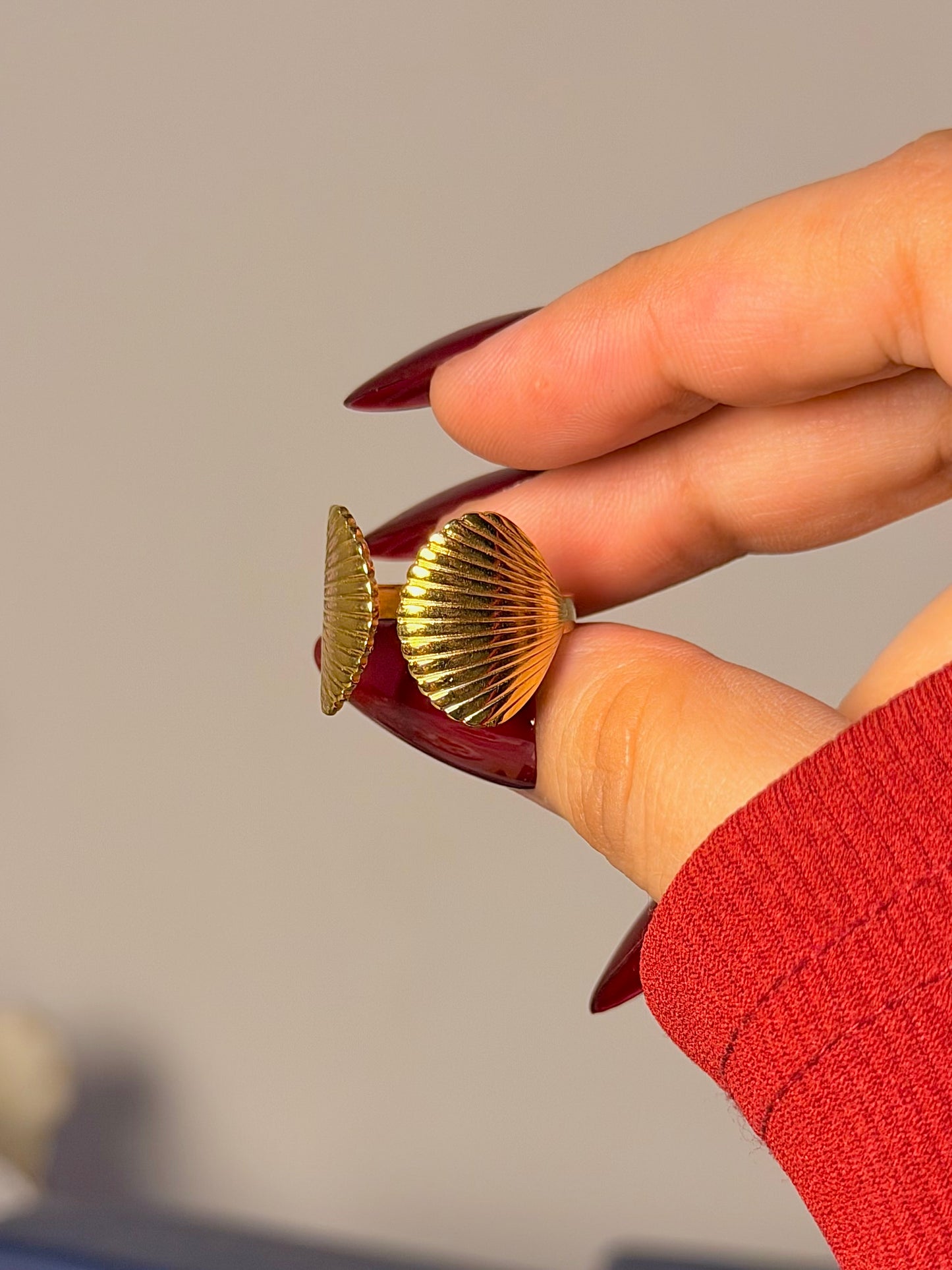 Ribbed Dome Ring - Bold Textured Design
