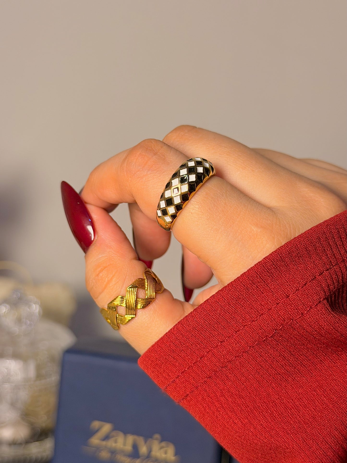 Retro Checker Ring - Trendy Geometric Band