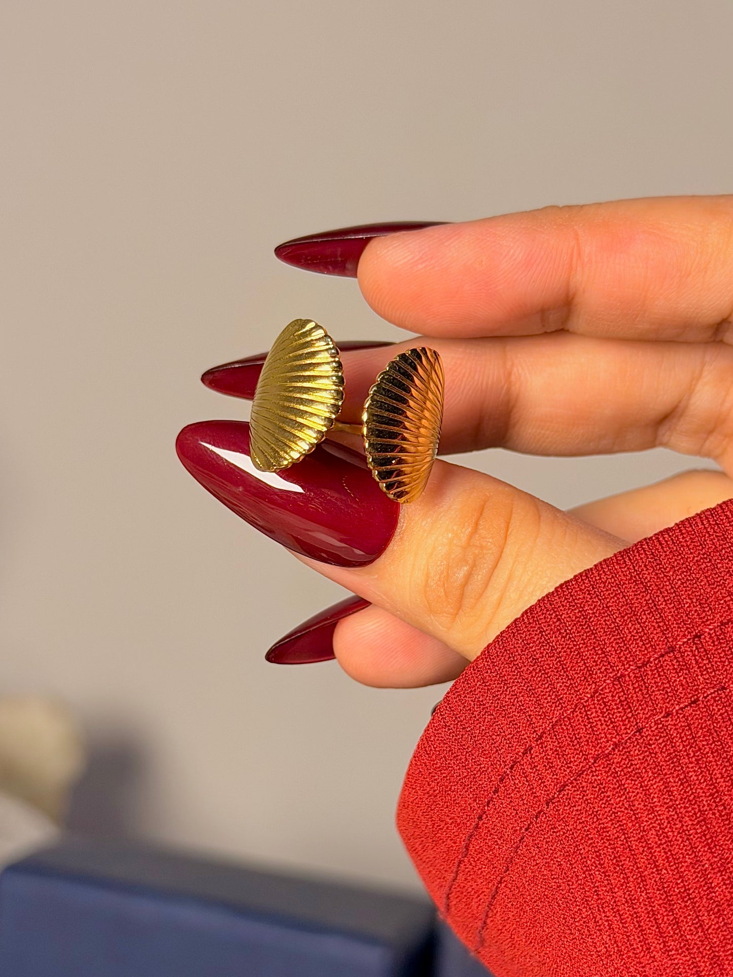 Ribbed Dome Ring - Bold Textured Design