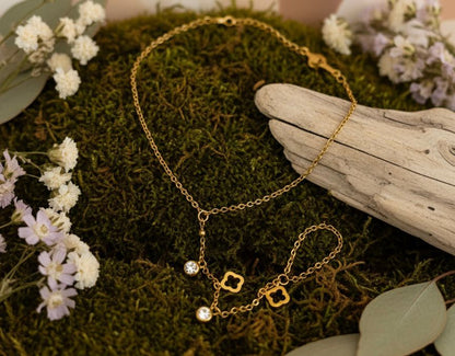 Clover Crystal Hand Chain