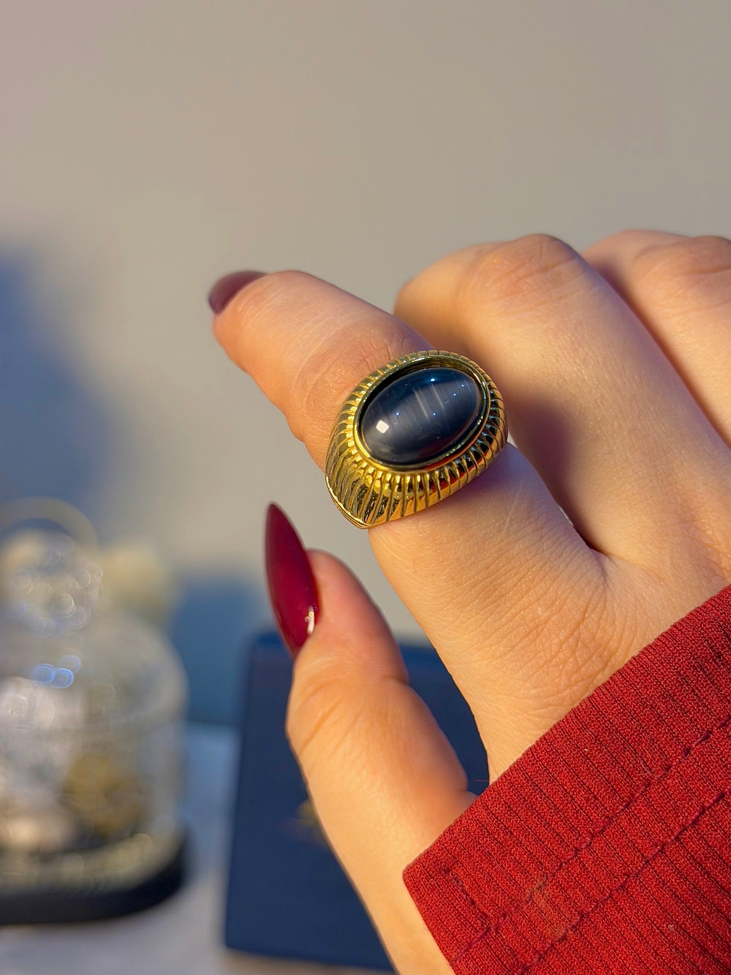 Vintage Black Onyx Statement Ring for Women – Gold