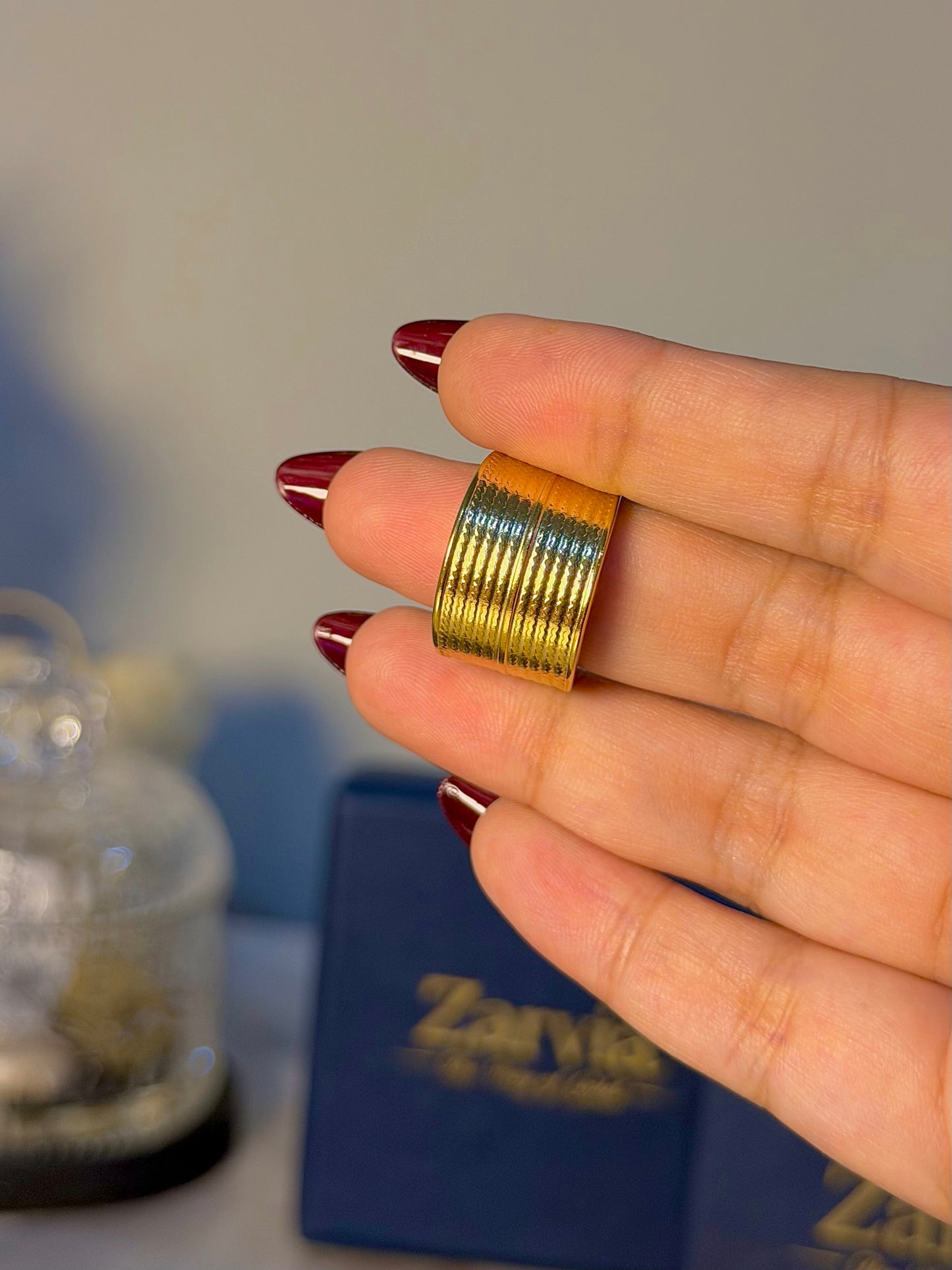 Textured Cuff Band Ring – Gold