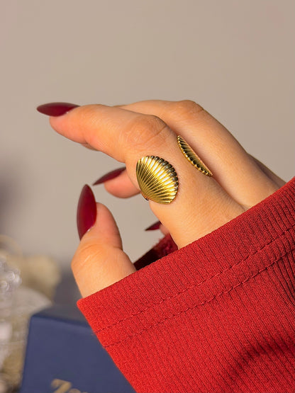 Ribbed Dome Ring - Bold Textured Design