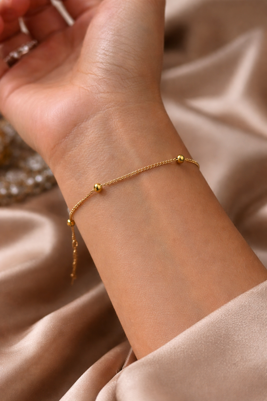 Elegant Gold Beaded Bracelet – Minimal Luxe Everyday Piece