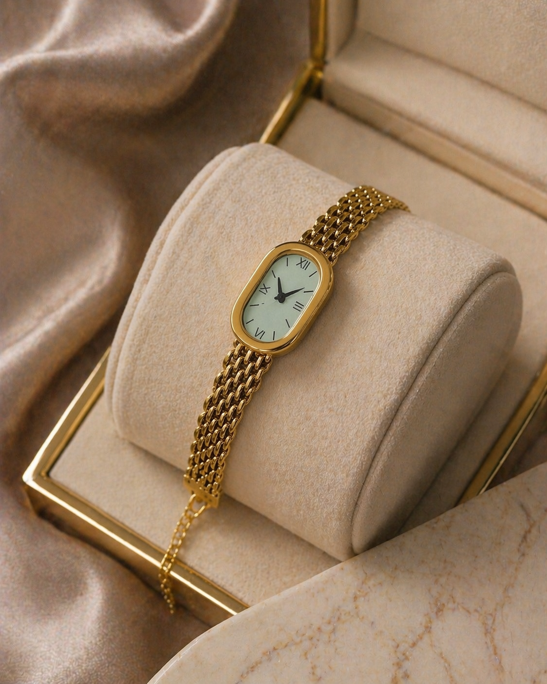 Elegant Gold Bracelet Watch - Timeless Luxury (Non-Functional)