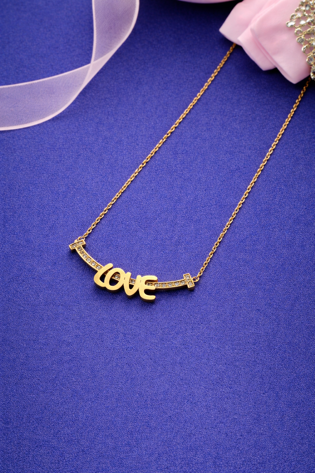 Minimal Love Pendant Necklace
