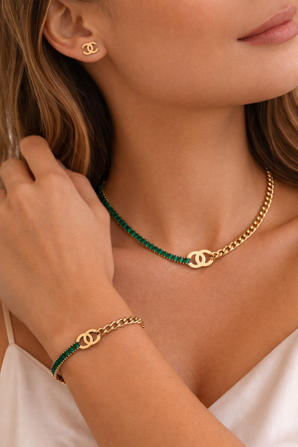 Stylish Stainless Steel Jewellery Set – Necklace, Bracelet & Ear Studs