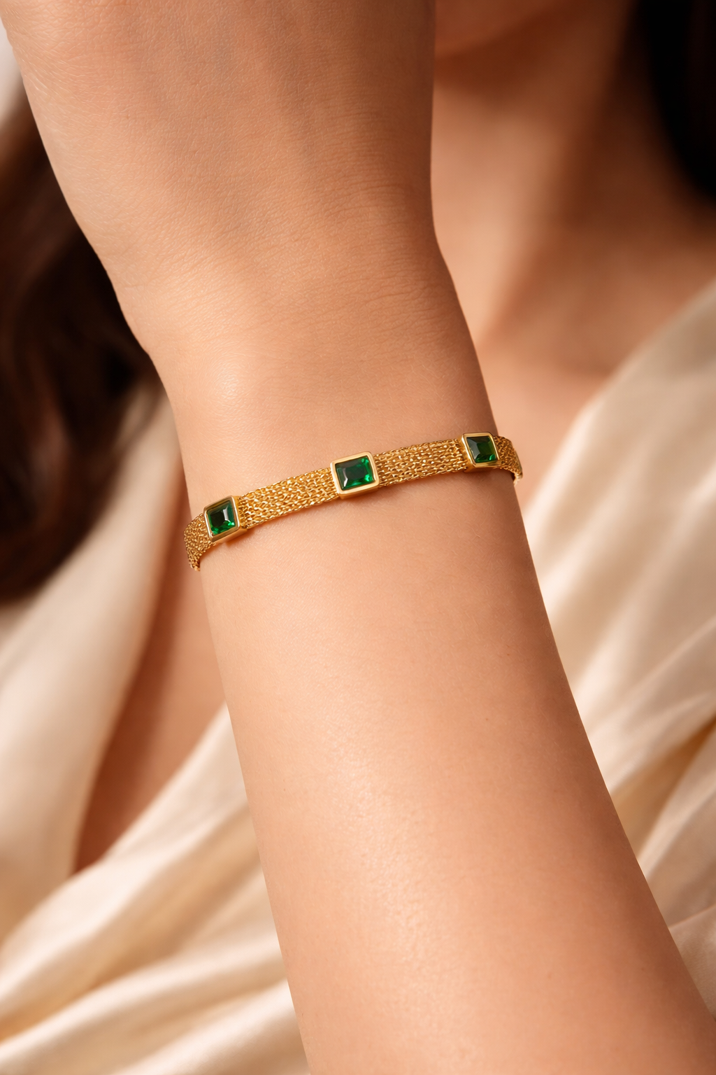 Gold Mesh Bracelet with Emerald Green Stones