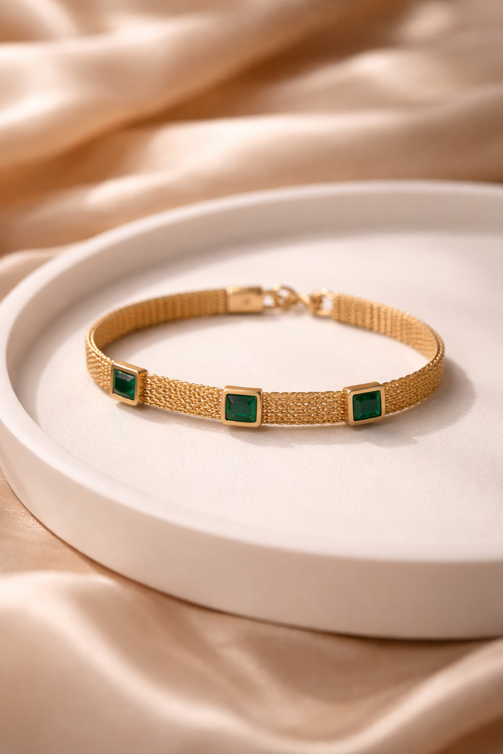 Gold Mesh Bracelet with Emerald Green Stones