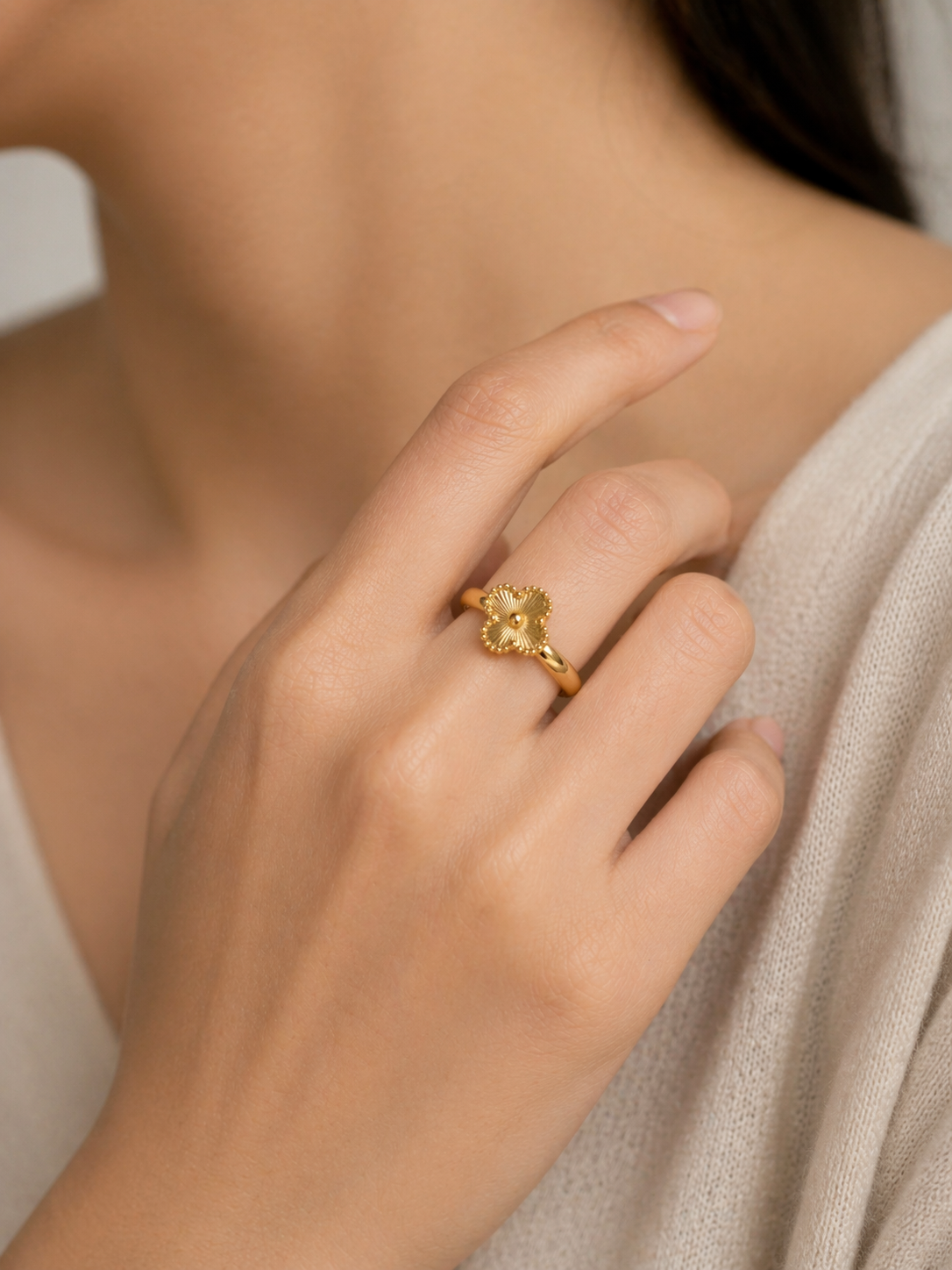 Gold Clover Statement Ring – Luxury Floral Adjustable Ring