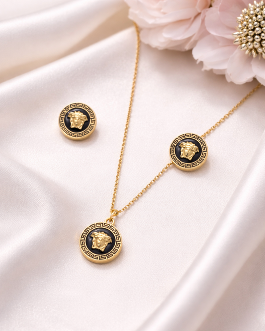 Golden Necklace & Ear Studs Set – Elegant Luxury Design