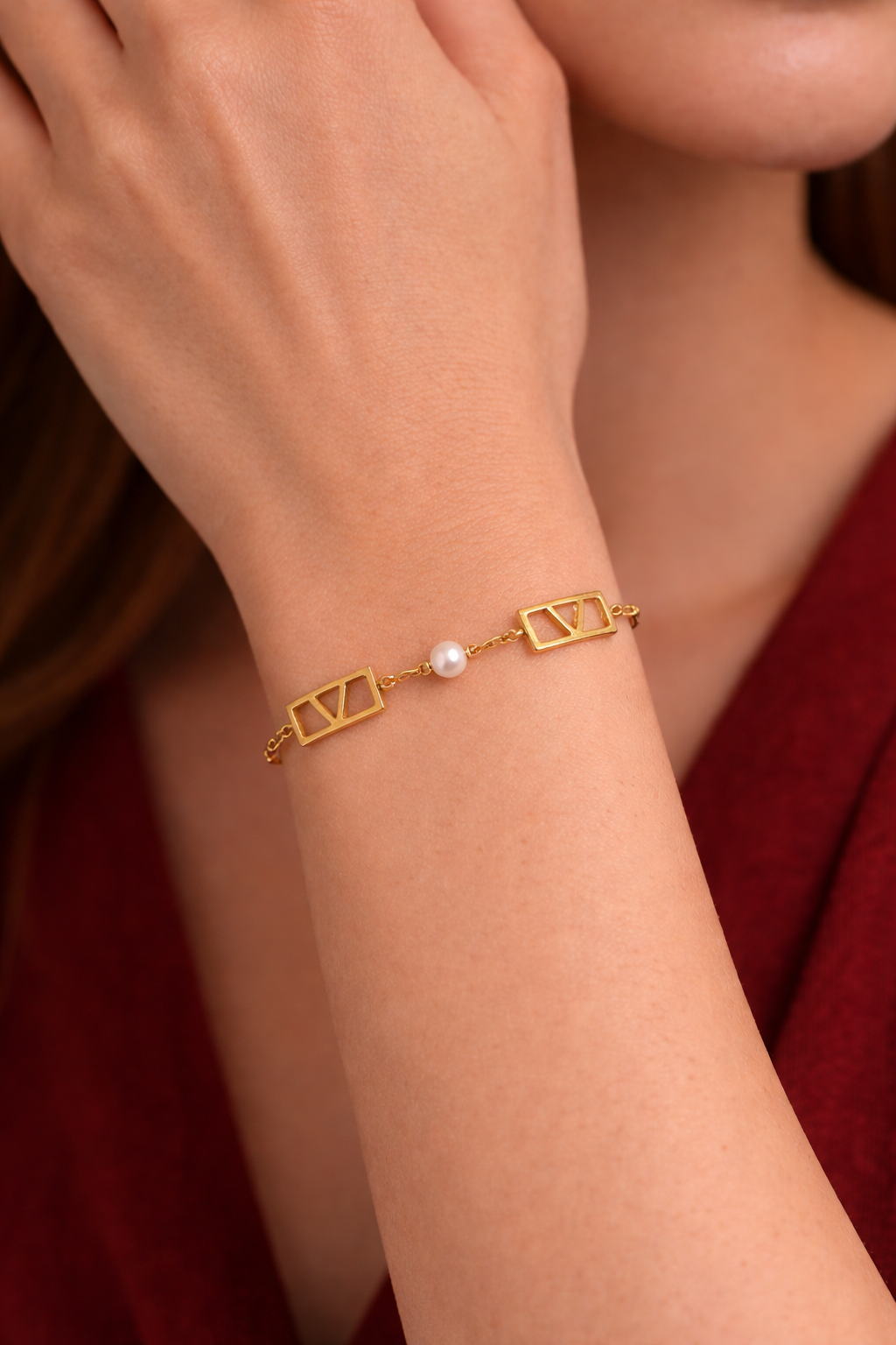 Elegant Gold "V" Design Bracelet with Pearl | Limited Edition