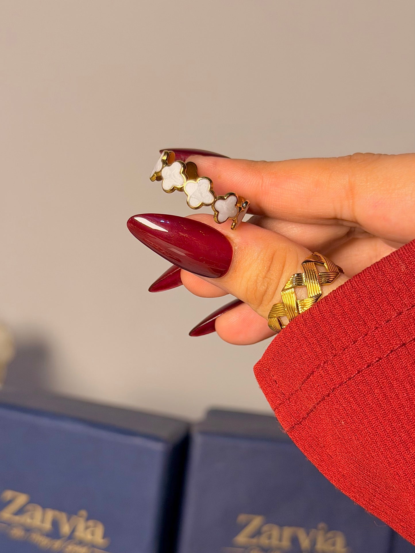 Clover Charm Band Ring - Minimal Luxe Everyday Stackable Ring
