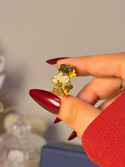 Dainty Floral Band Ring - Blossom Inspired Everyday Stackable Ring