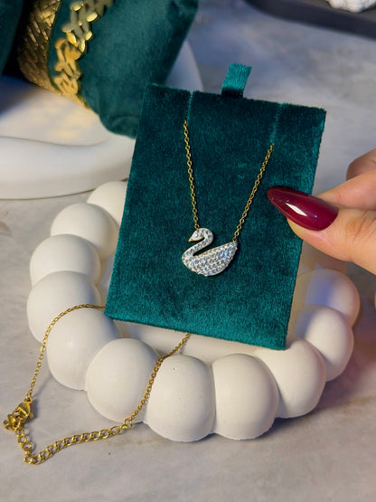 Elegant Swan Pendant Necklace