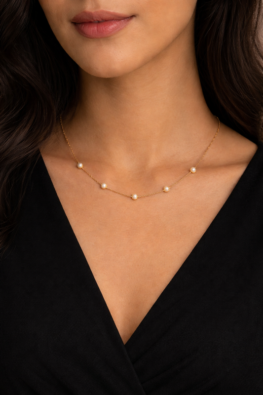Must-Have Elegant 5 Pearl Necklace