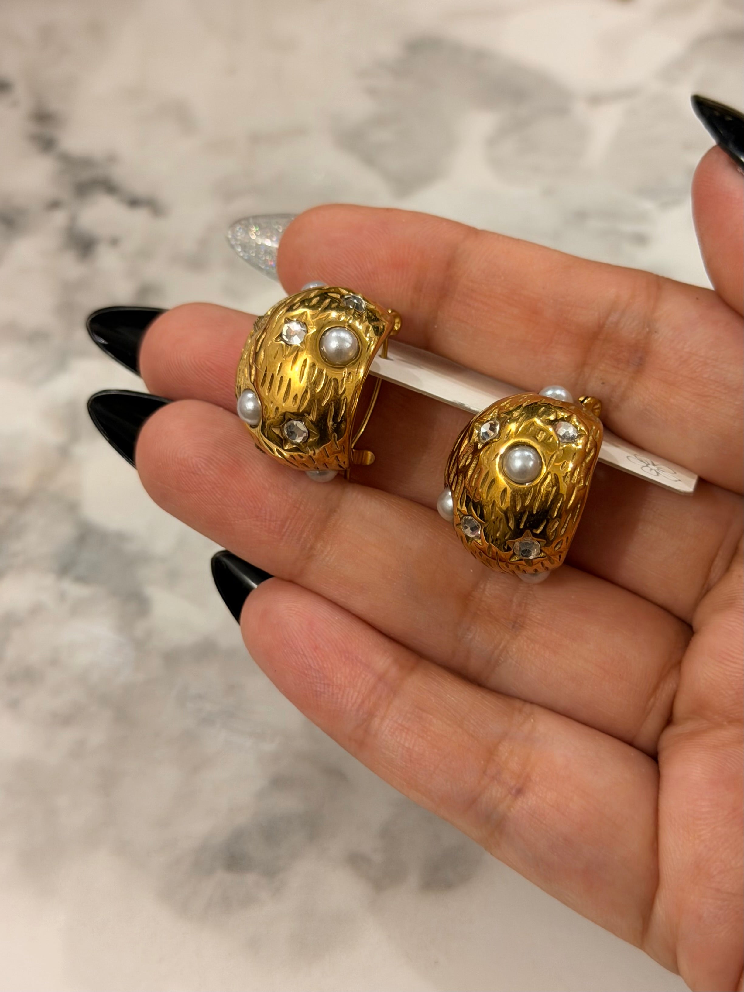 Textured Gold Earrings with Pearl Detail – Premium Look