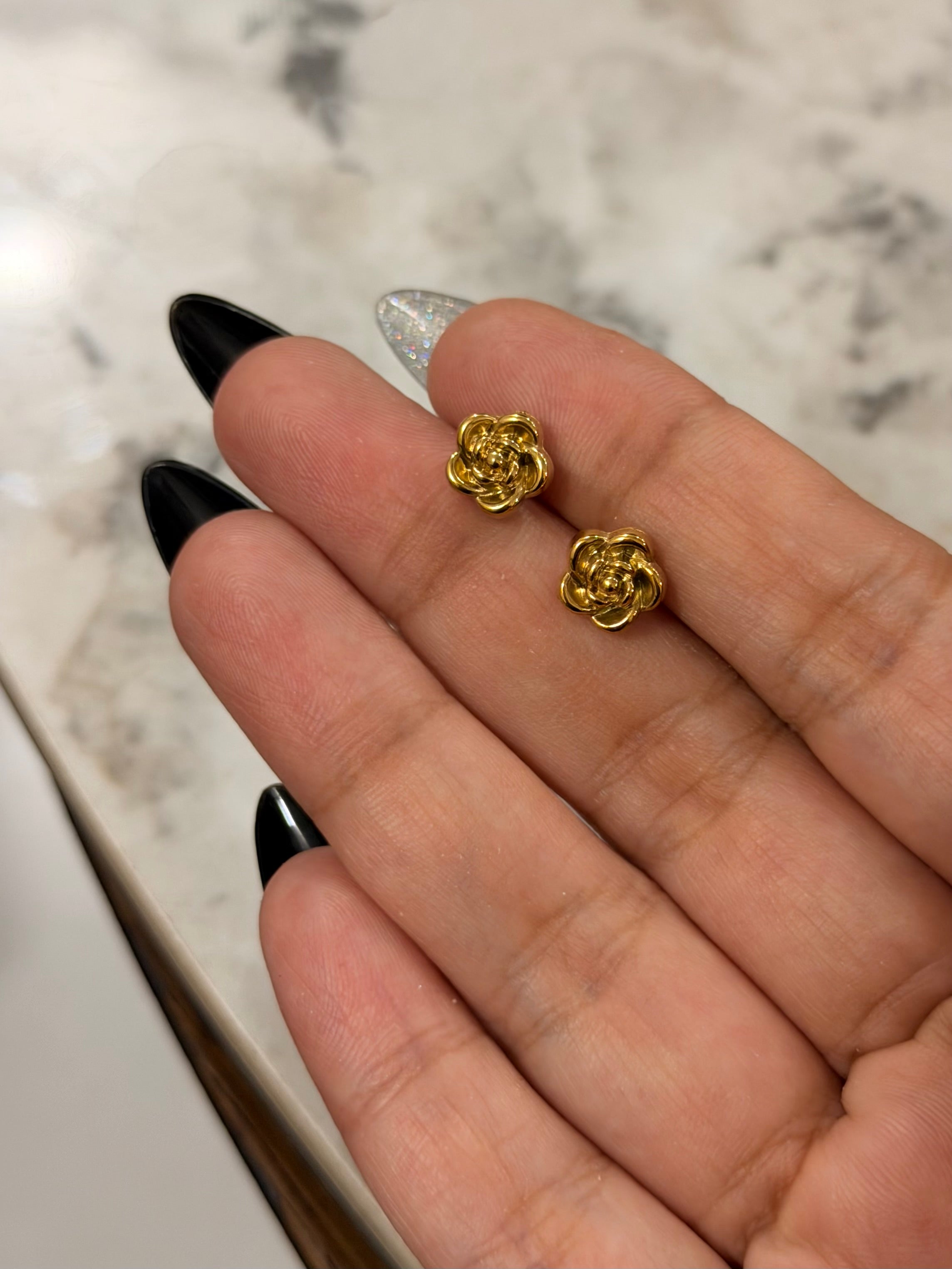 Elegant Gold Rose Earrings