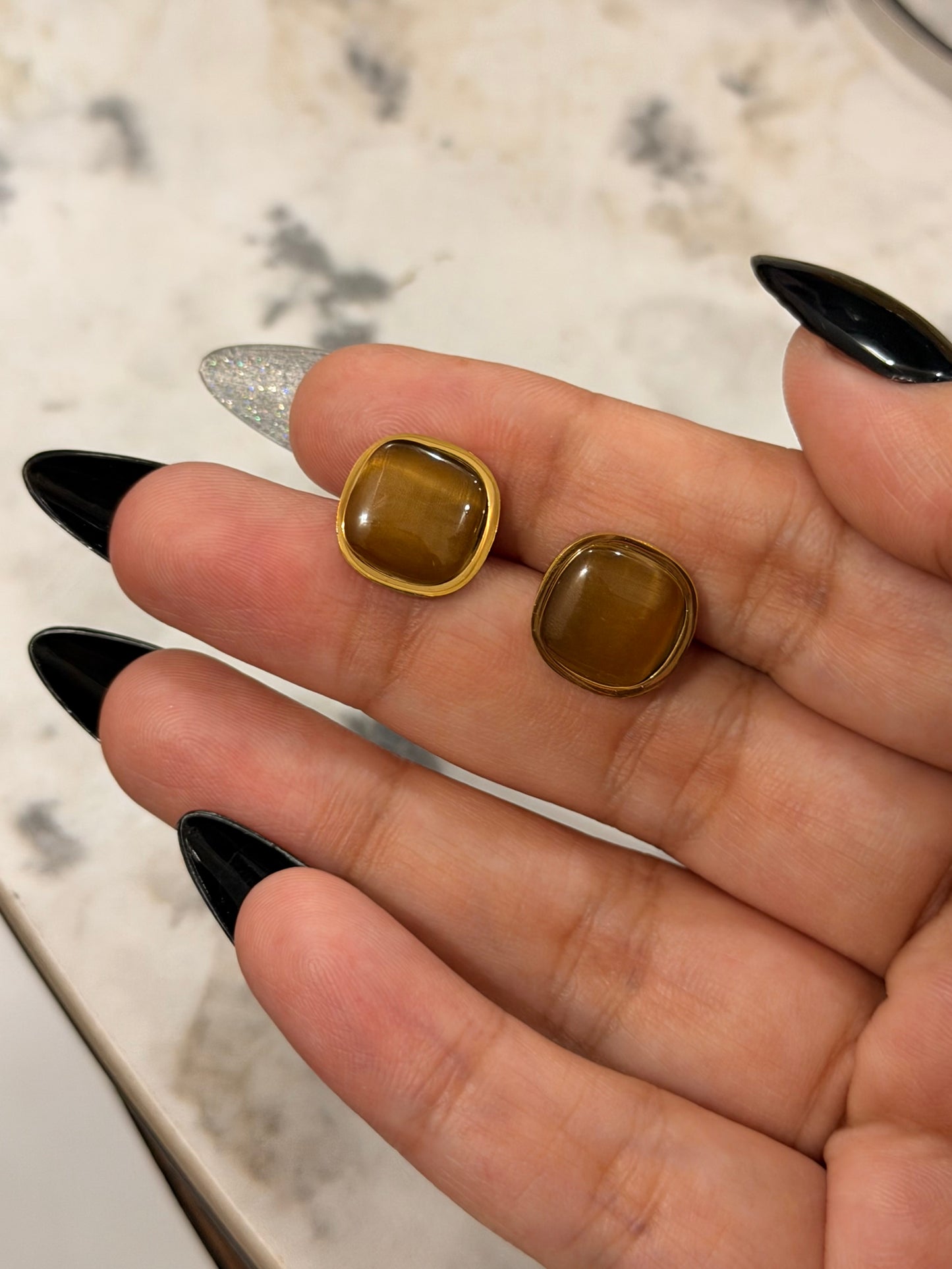 Chic Brown Square Earrings