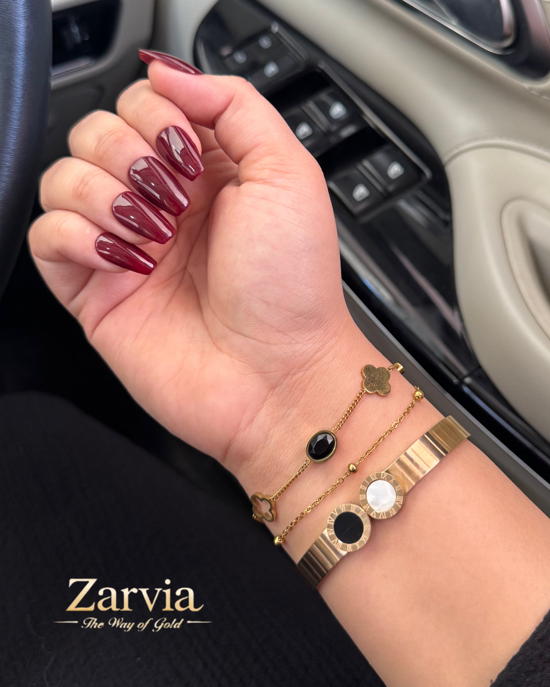 Luxurious Royal Clover Elegance Bracelet Set
