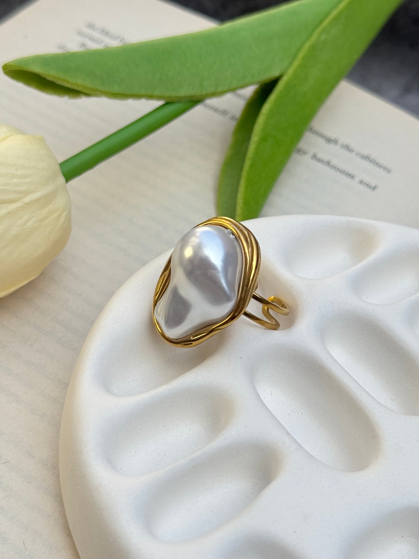 Elegant Pearl Statement Ring