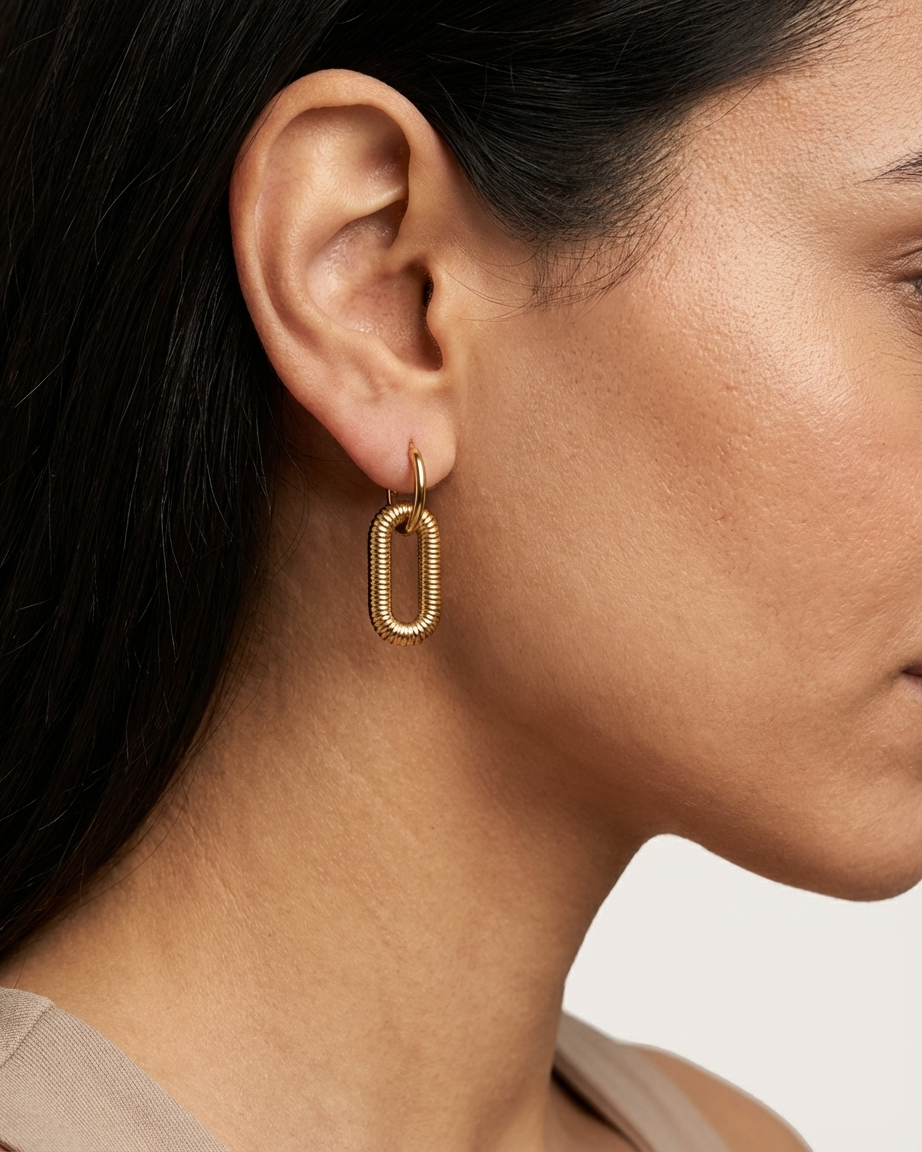 Textured Gold Drop Earrings – Chic Modern Design