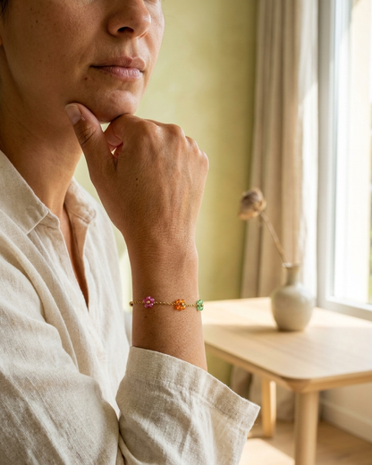 Vibrant Floral Bracelet with Gemstone Accents