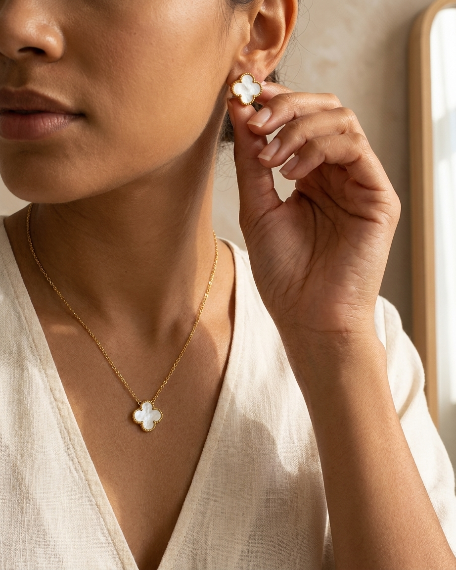 Luxury Jewellery Set White – Premium Necklace & Earrings for Women