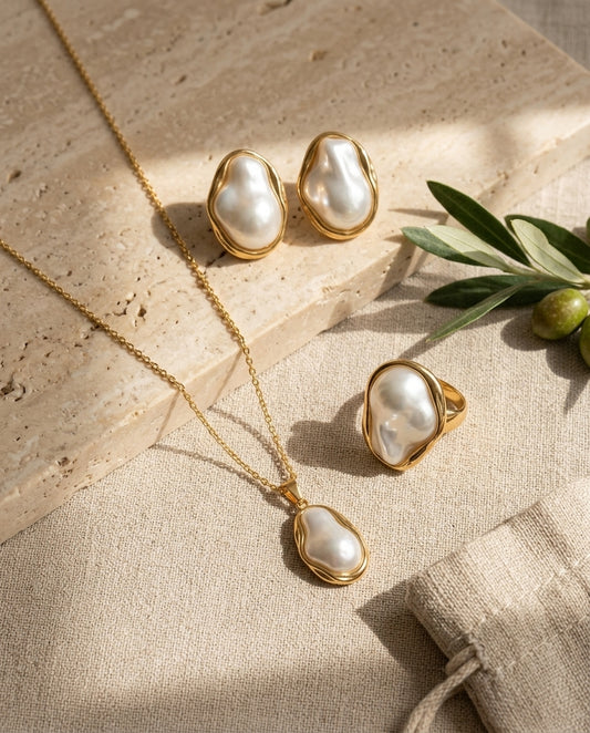 Luxury Chunky Pearl Jewellery Set – Necklace, Ring & Earrings