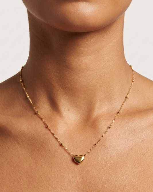 Minimal Gold Heart Necklace