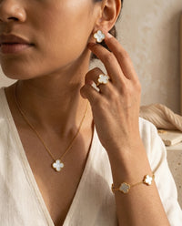 White Clover Luxe Essentials 4-Piece Set