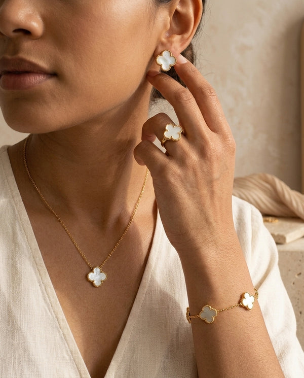 White Clover Luxe Essentials 4-Piece Set