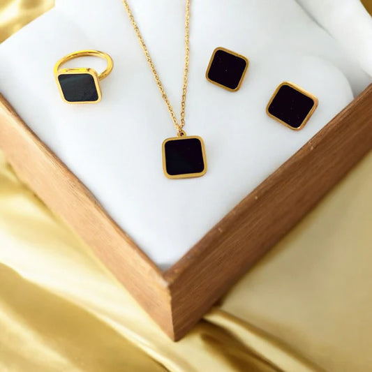 Black Stone Jewellery Set – Necklace, Ring & Ear Studs Trio – Elegant Collection